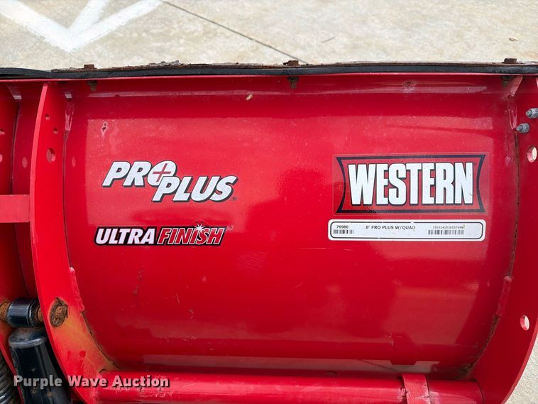 image for item FG3006 2014 Ford F350 Super Duty pickup truck