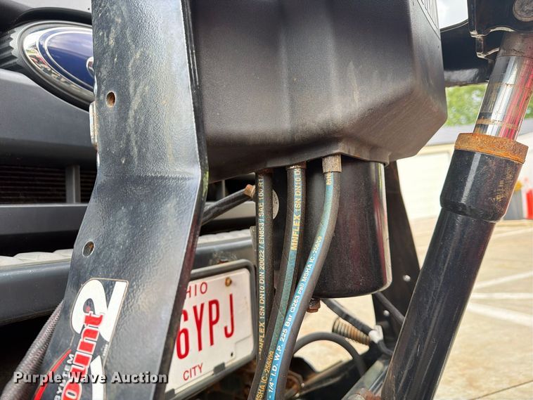 image for item FG3006 2014 Ford F350 Super Duty pickup truck