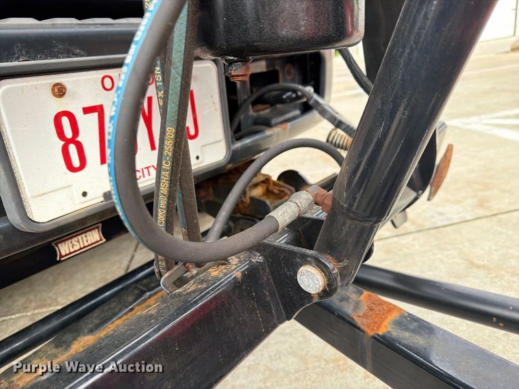 image for item FG3006 2014 Ford F350 Super Duty pickup truck