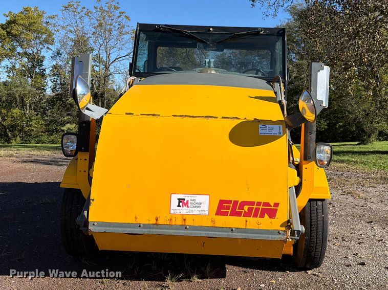 image for item FH6362 2013 Elgin Pelican street sweeper