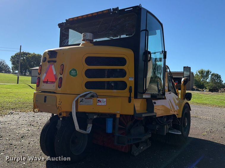 image for item FH6362 2013 Elgin Pelican street sweeper