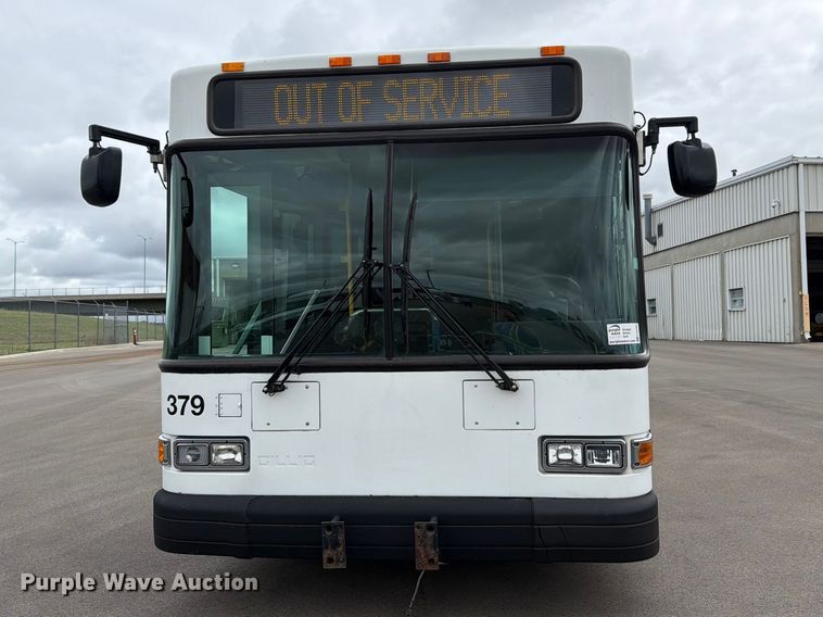 image for item FH6392 2011 Gillig G27B102N4 transit bus