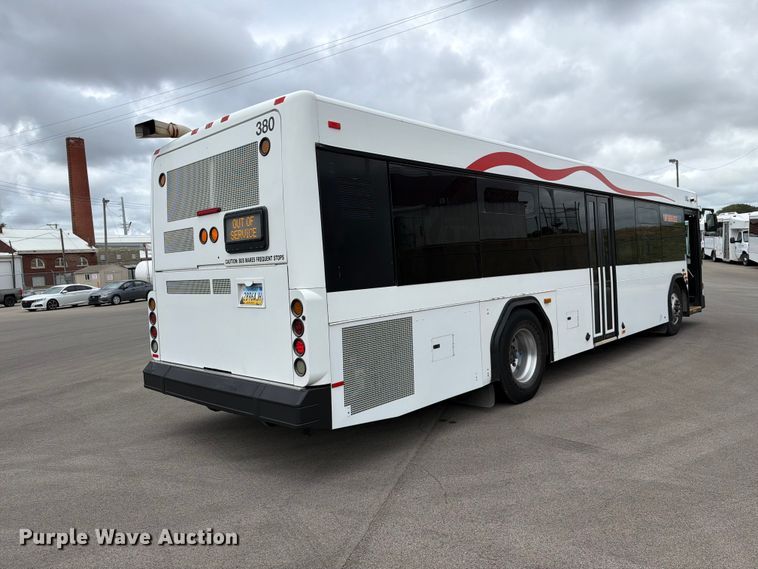 image for item FH6398 2011 Gillig G27B102N4 transit bus