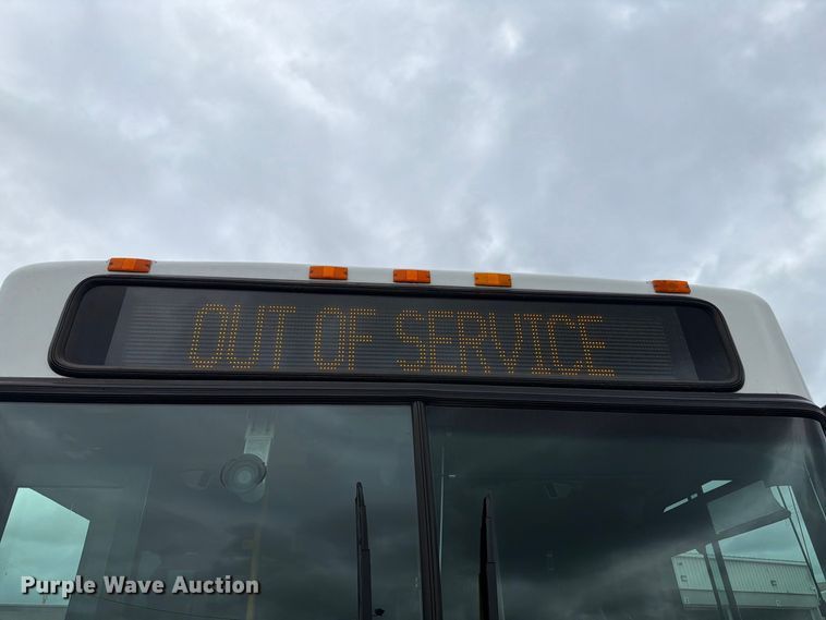 image for item FH6398 2011 Gillig G27B102N4 transit bus