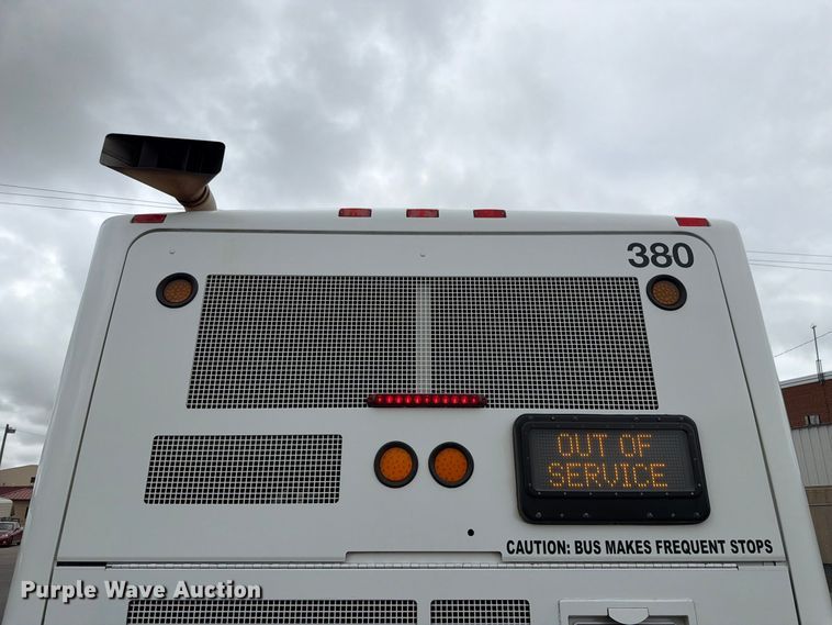 image for item FH6398 2011 Gillig G27B102N4 transit bus