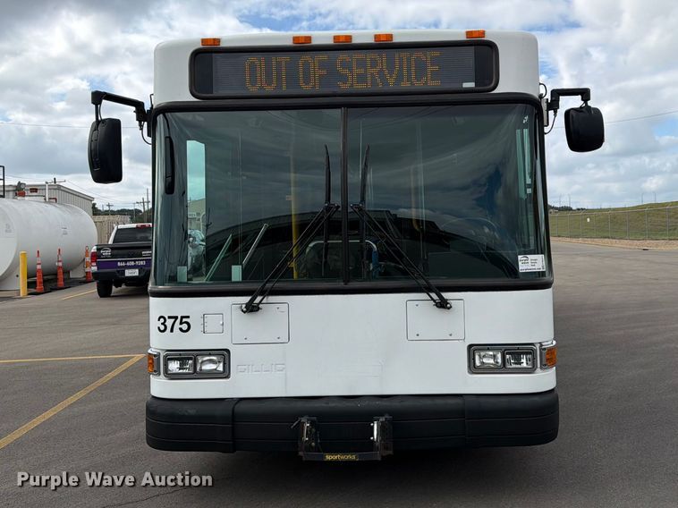 image for item FH6411 2011 Gillig G27B102N4 transit bus