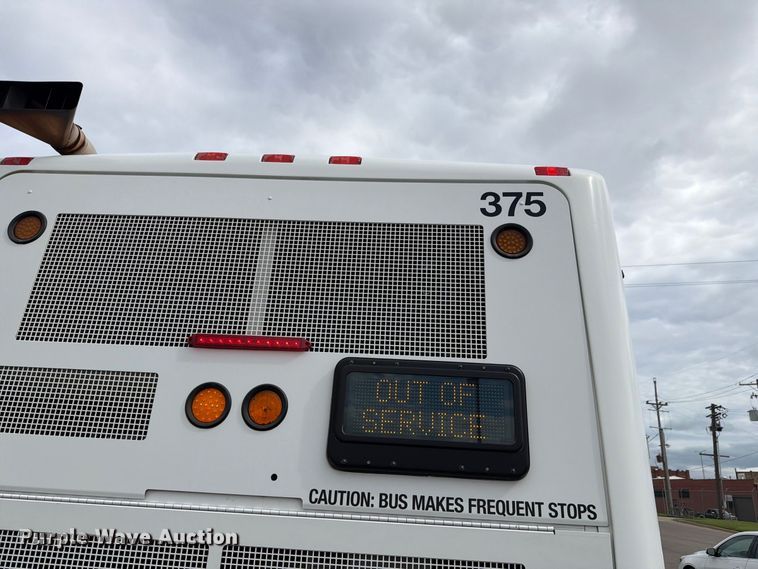 image for item FH6411 2011 Gillig G27B102N4 transit bus