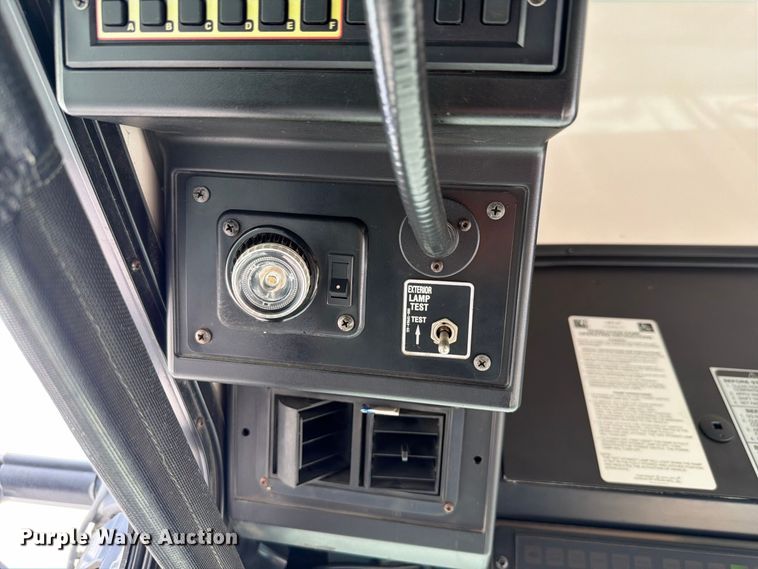 image for item FH6411 2011 Gillig G27B102N4 transit bus