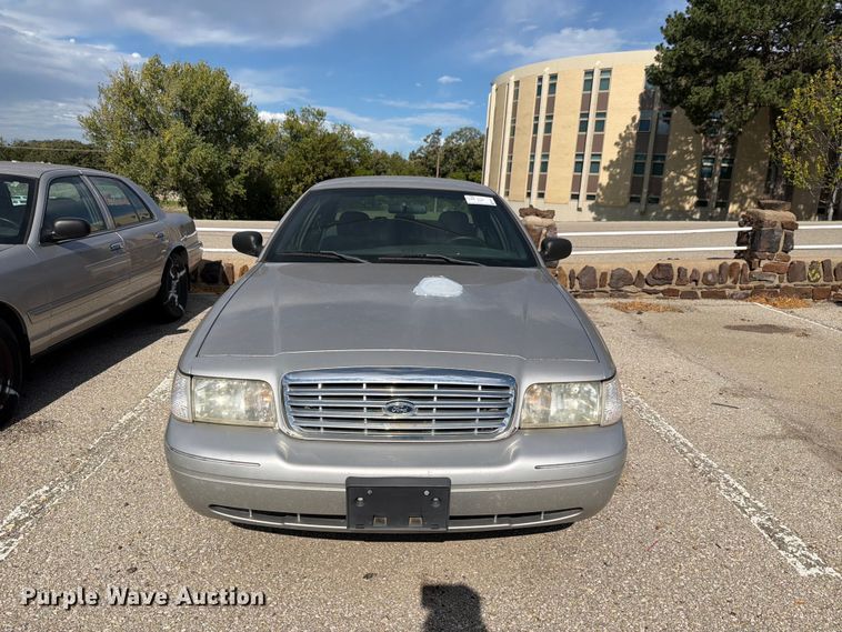 image for item FH6417 2007 Ford Crown Victoria Police Interceptor 