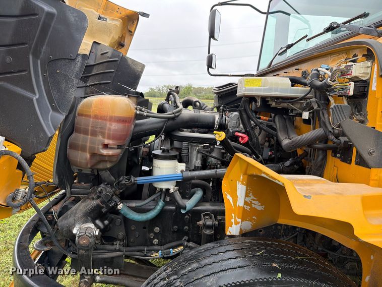 image for item FH6418 2015 IC Bus PB105 school bus