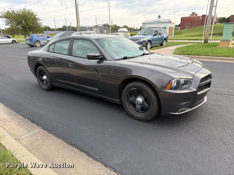 image for item FH6419 2013 Dodge Charger Police 