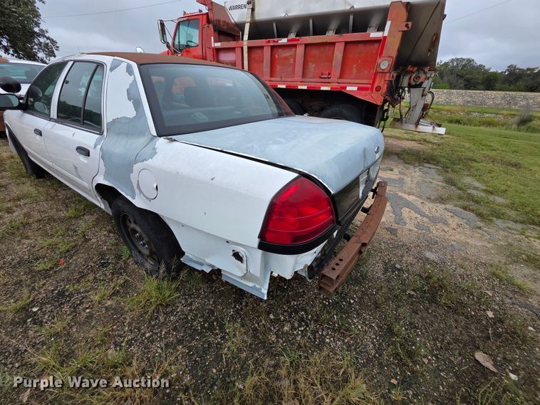 image for item FH6429 2008 Ford  Crown Victoria Police Interceptor 