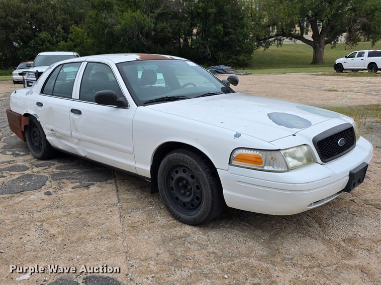 image for item FH6430 2005 Ford  Crown Victoria Police Interceptor 