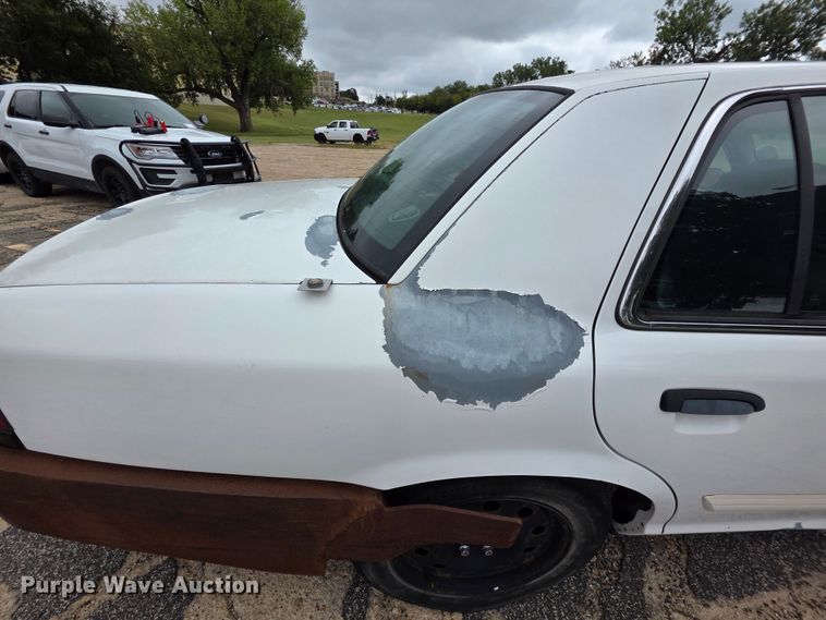 image for item FH6431 2009 Ford  Crown Victoria Police Interceptor 