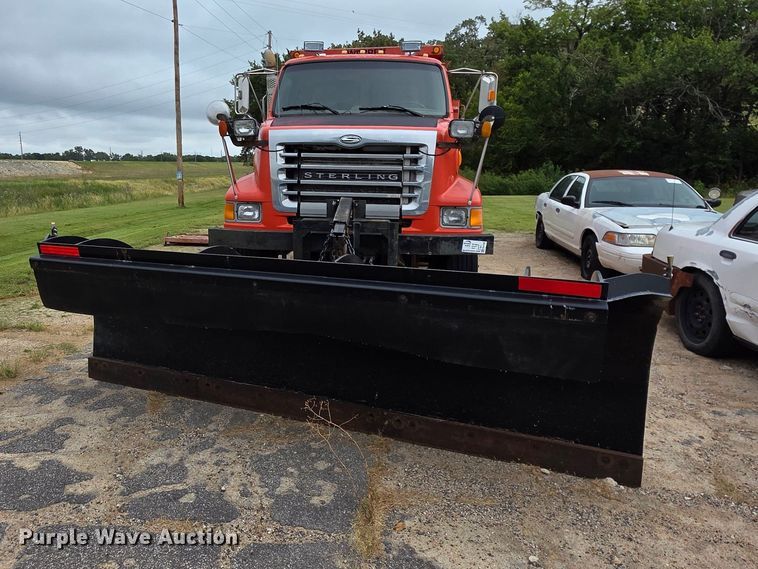 image for item FH6436 2001 Sterling  L-Line dump truck