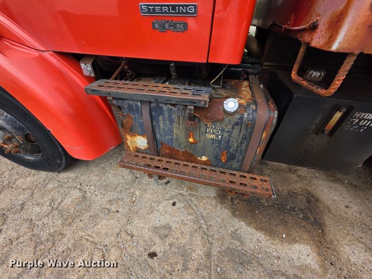image for item FH6436 2001 Sterling  L-Line dump truck