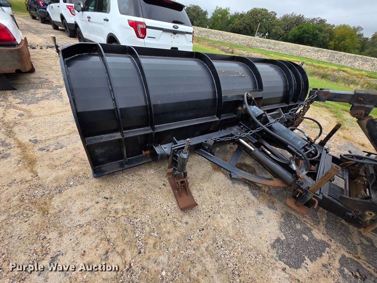 image for item FH6436 2001 Sterling  L-Line dump truck