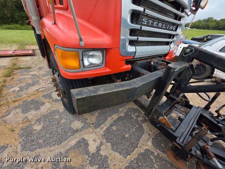 image for item FH6436 2001 Sterling  L-Line dump truck