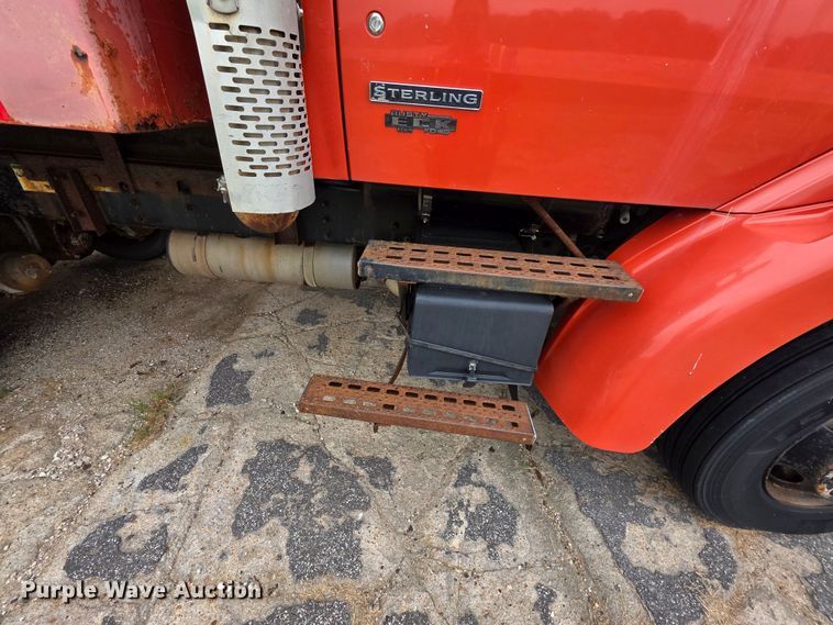 image for item FH6436 2001 Sterling  L-Line dump truck