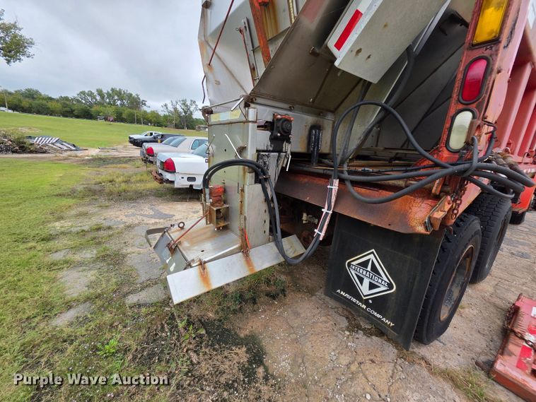 image for item FH6436 2001 Sterling  L-Line dump truck