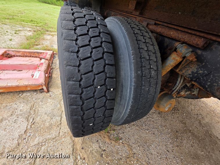 image for item FH6436 2001 Sterling  L-Line dump truck