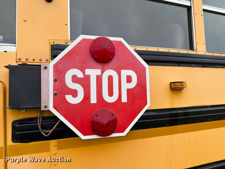 image for item FH6438 2010 IC Bus PB105 school bus