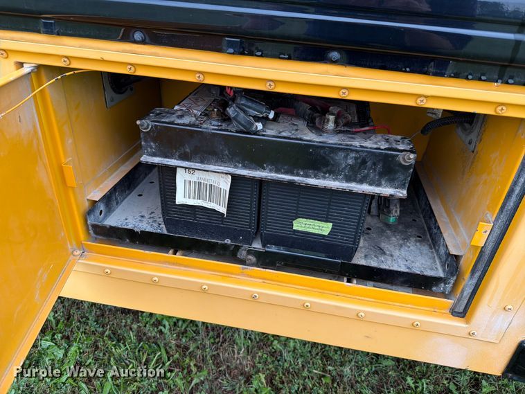 image for item FH6438 2010 IC Bus PB105 school bus