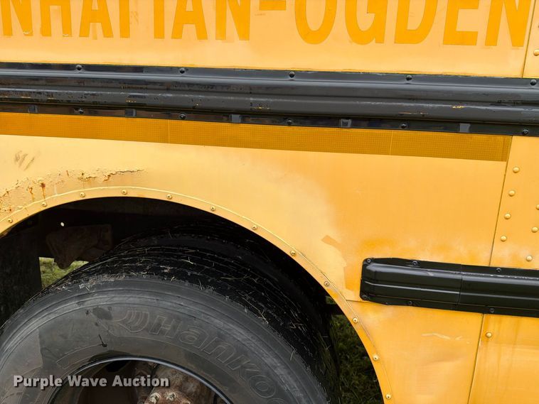 image for item FH6438 2010 IC Bus PB105 school bus