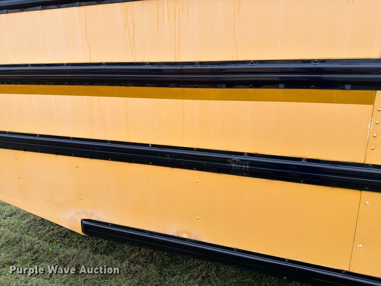 image for item FH6438 2010 IC Bus PB105 school bus