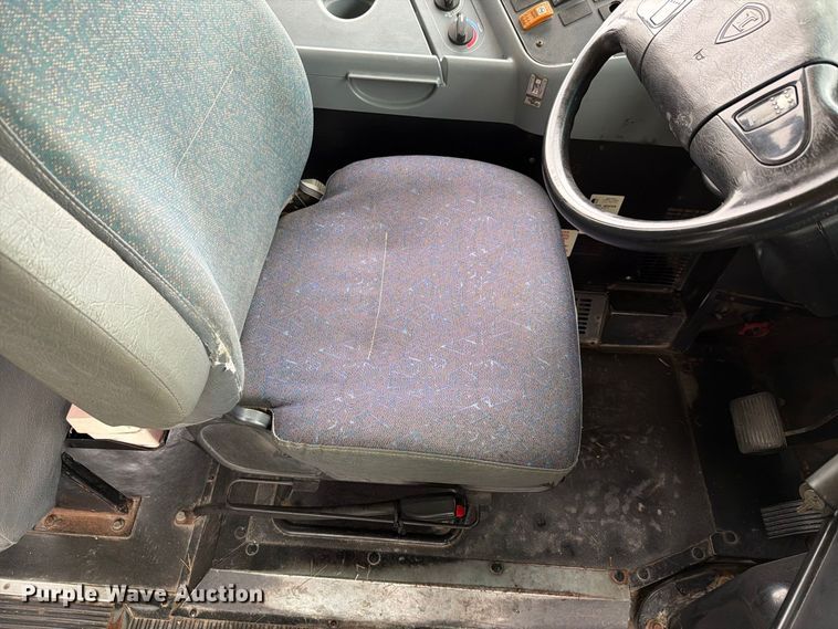 image for item FH6438 2010 IC Bus PB105 school bus