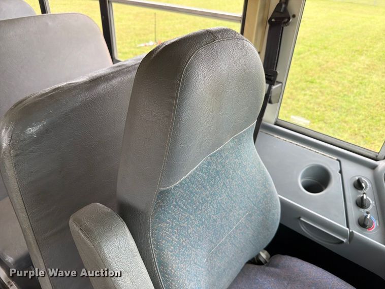 image for item FH6438 2010 IC Bus PB105 school bus