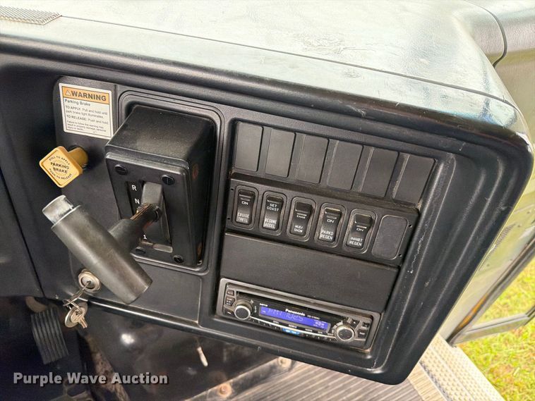 image for item FH6438 2010 IC Bus PB105 school bus