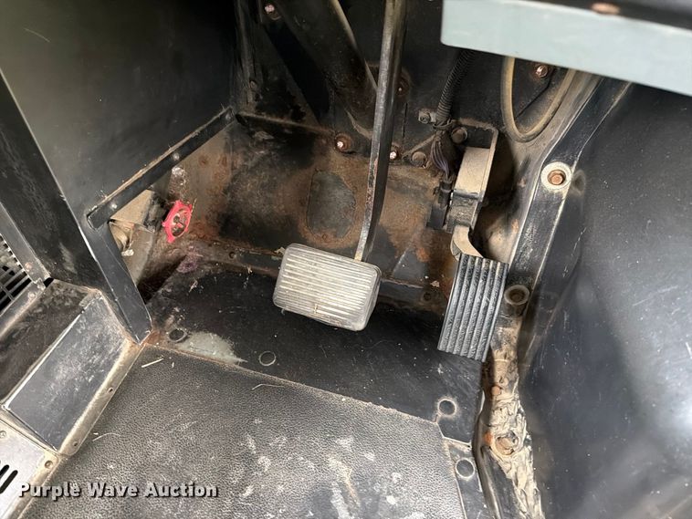 image for item FH6438 2010 IC Bus PB105 school bus