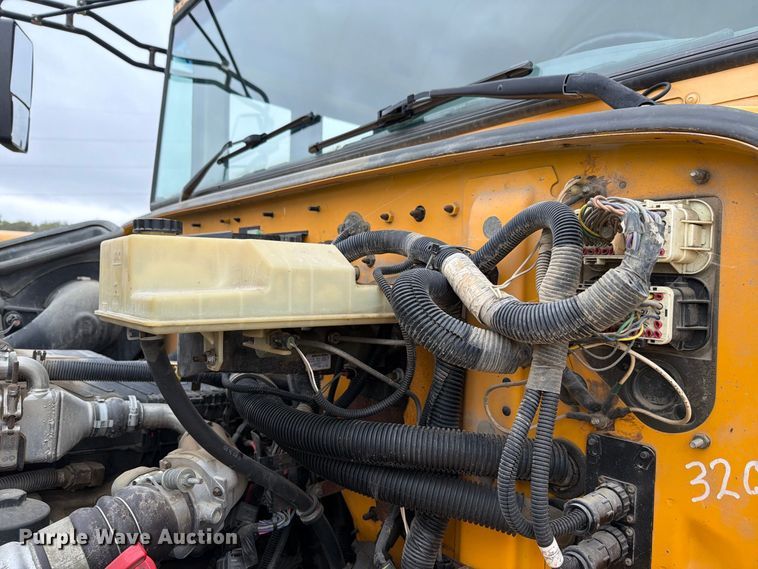 image for item FH6438 2010 IC Bus PB105 school bus