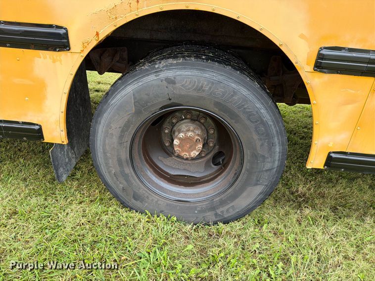 image for item FH6438 2010 IC Bus PB105 school bus