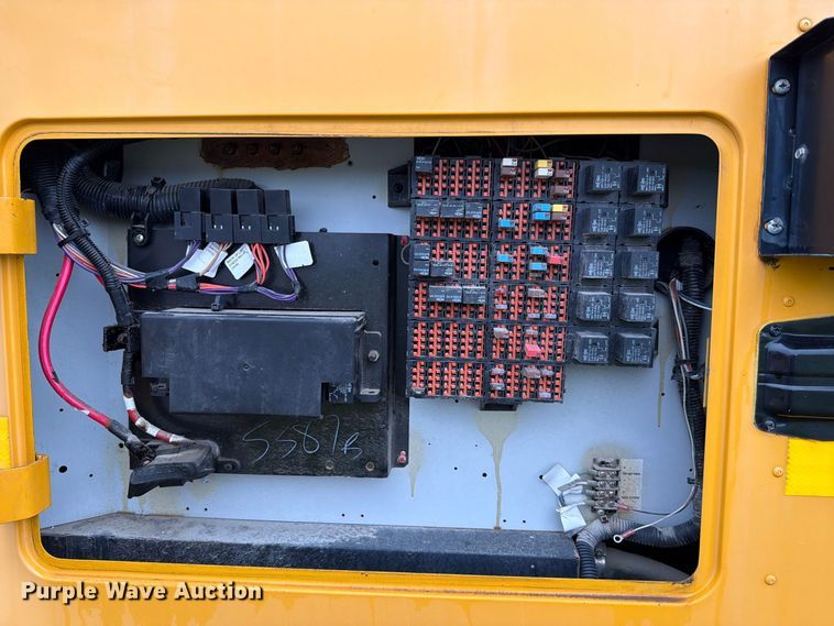 image for item FH6439 2015 IC Bus PB105 school bus