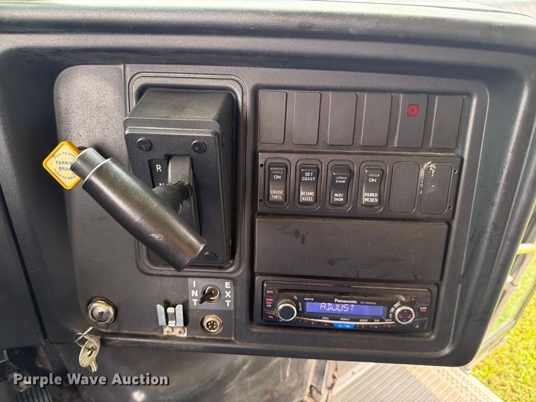 image for item FH6439 2015 IC Bus PB105 school bus