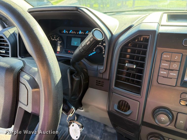 image for item FH6457 2016 Ford F150 XL Ext. Cab pickup truck