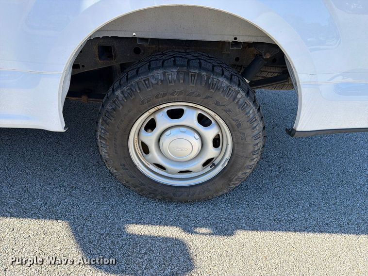 image for item FH6457 2016 Ford F150 XL Ext. Cab pickup truck