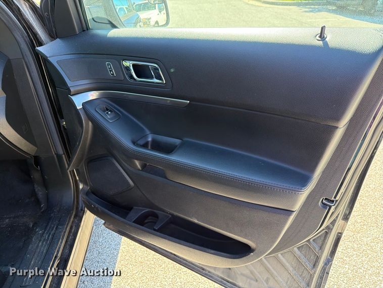 image for item FH6460 2017 Ford Explorer Police Interceptor SUV