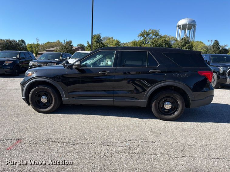 image for item FH6461 2021 Ford Explorer Police Interceptor SUV