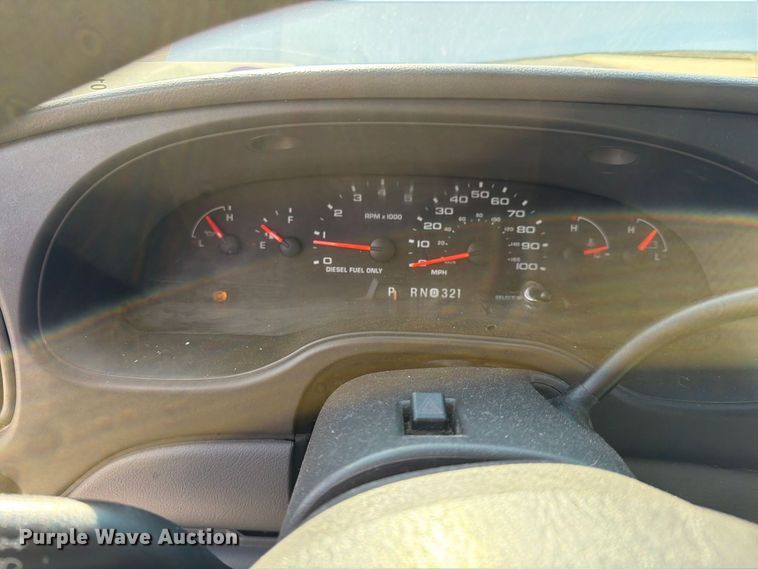 image for item FI1017 2007 Ford E350 handicap accessible van