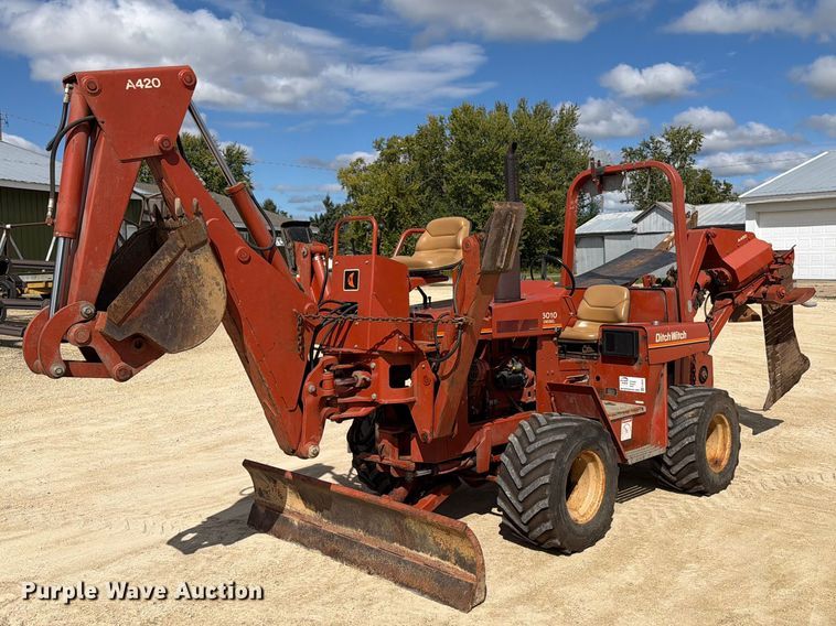 1989 Ditch Witch 5010DD vibratory cable plow