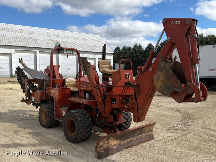 image for item FJ0532 1989 Ditch Witch 5010DD vibratory cable plow