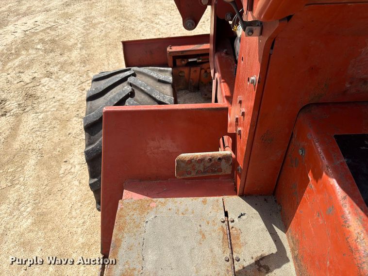 image for item FJ0532 1989 Ditch Witch 5010DD vibratory cable plow