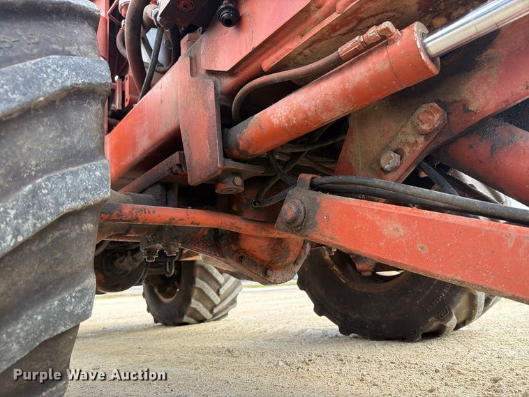 image for item FJ0532 1989 Ditch Witch 5010DD vibratory cable plow