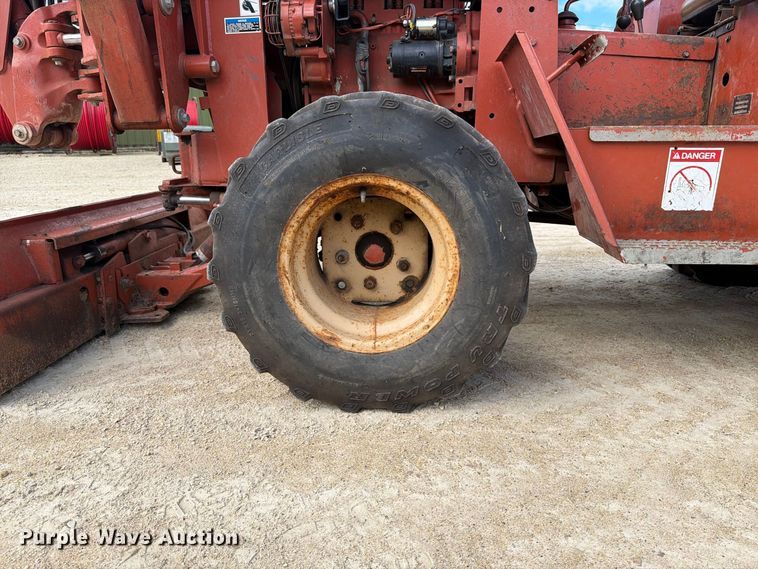 image for item FJ0532 1989 Ditch Witch 5010DD vibratory cable plow