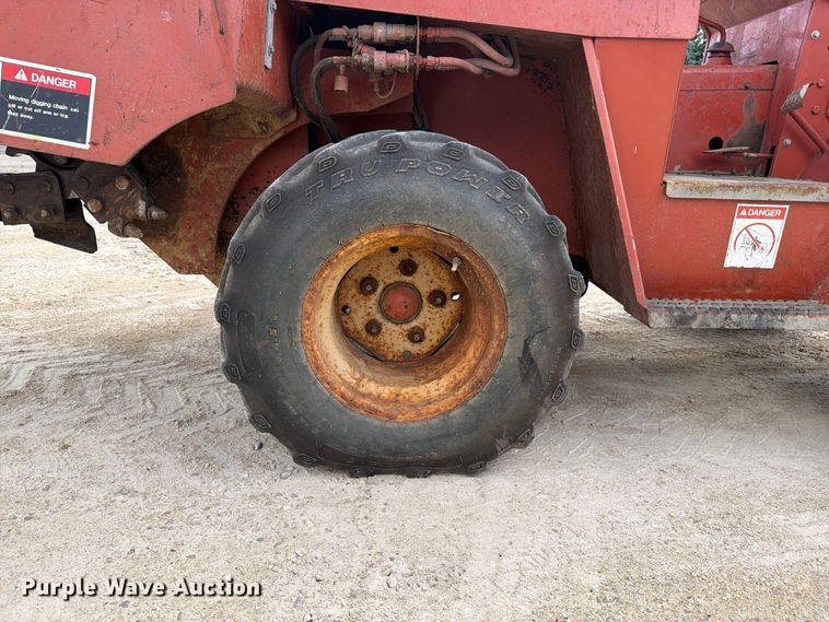 image for item FJ0532 1989 Ditch Witch 5010DD vibratory cable plow