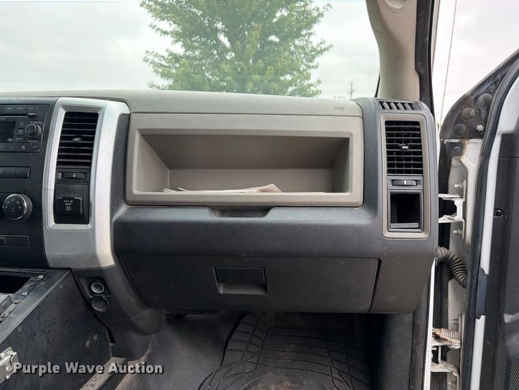 image for item FK3473 2012 Dodge Ram 1500 Crew Cab pickup truck
