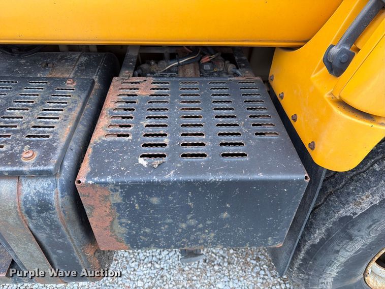 image for item FK3809 2000 GMC C7 dump truck